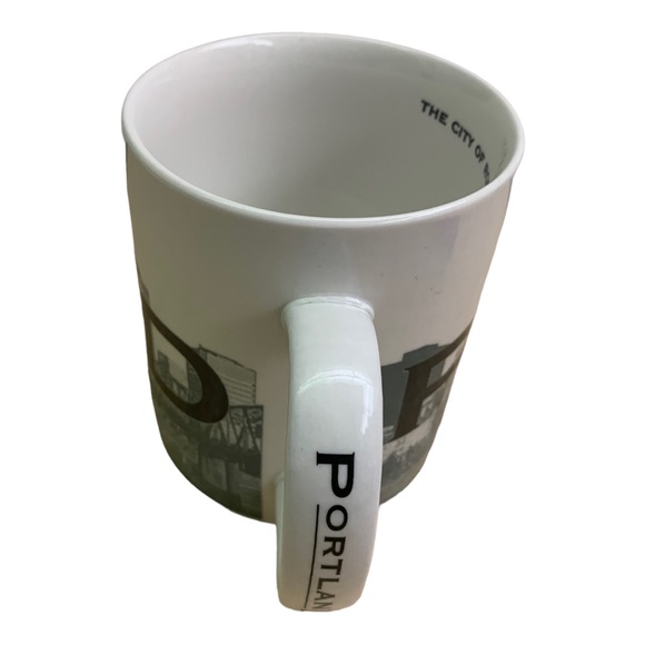 VTG Starbucks 2002 PORTLAND Skyline Architectural Collectible Coffee Cup 18 oz - Picture 5 of 8